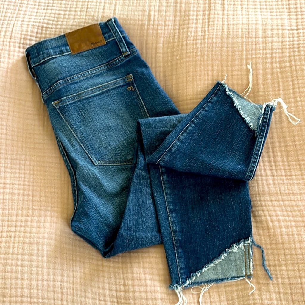 Madewell 10" High-Rise Dark Wash Skinny Jeans Raw Uneven Edges, Size 28